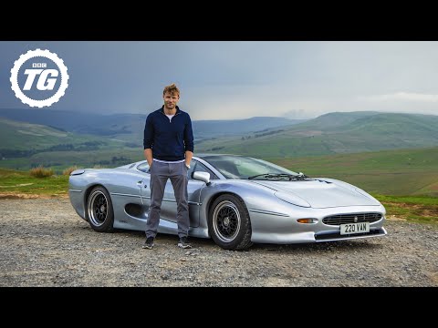 Doing 200mph in a 30-year old Jaguar XJ220 | Top Gear: Series 29