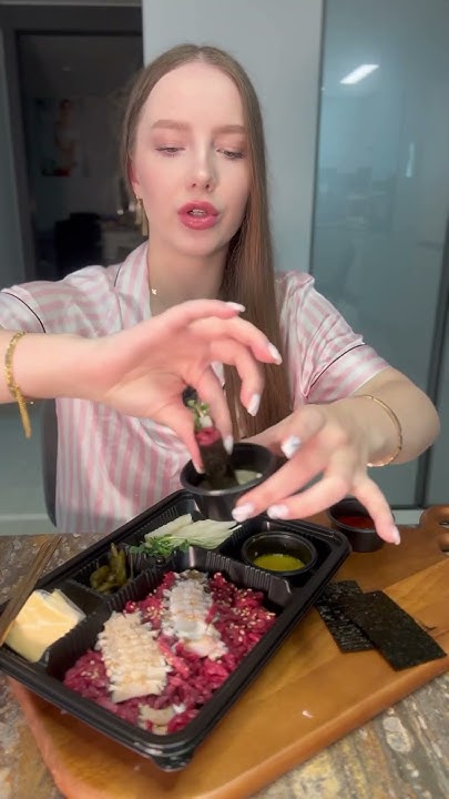 Сырая говядина с морским ушком #жизньвкорее #катякорея #еда #кореявлог ...