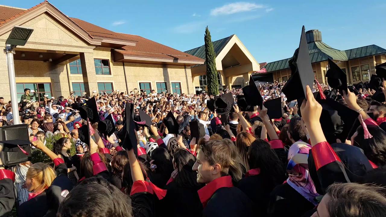 Nişantaşı Üniversitesi Kep Atma - YouTube
