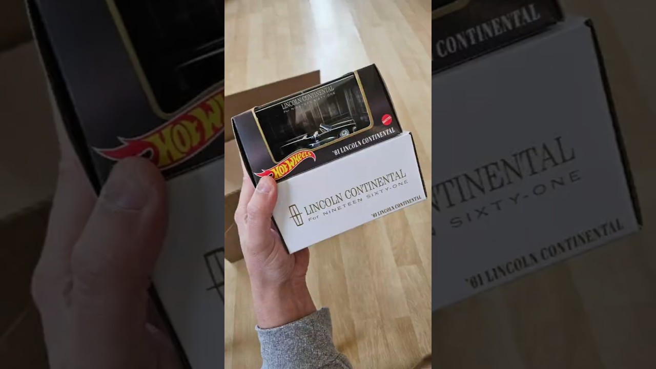 Hot Wheels RLC '61 Lincoln Continental Convertible - Unboxing 