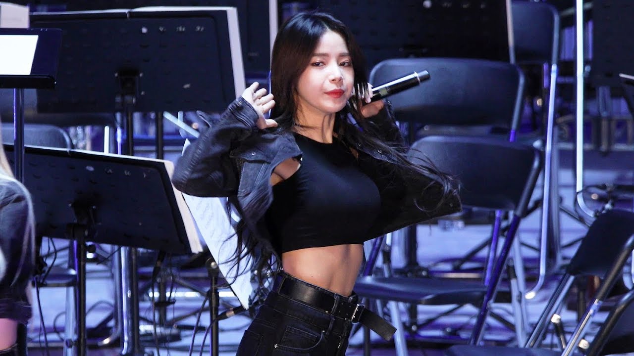 190413 마마무(MAMAMOO) 솔라(Solar) -  데칼코마니 (Decalcomanie) 4K 직캠 by 비몽