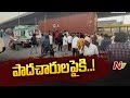 One killed after lorry rams into pedestrians in Hyderabad