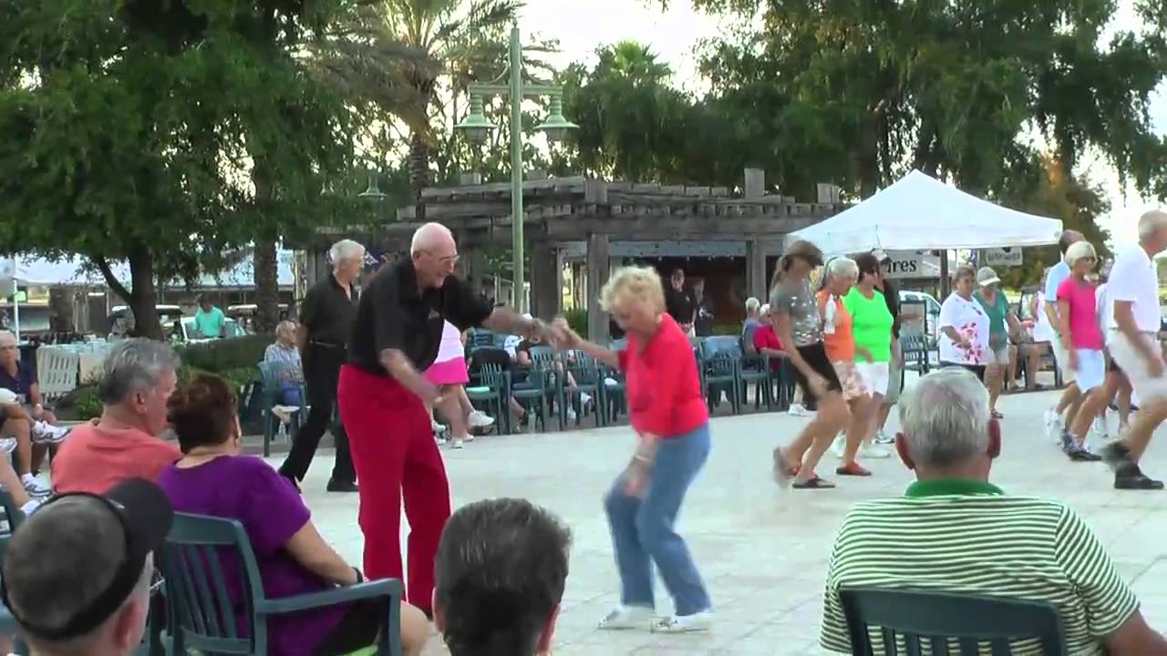 Dancing at Lake Sumter Landing, The Villages, FL - YouTube