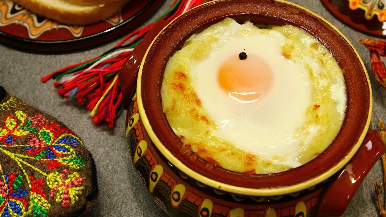 Вратна пържола в гювече с картофено пюре