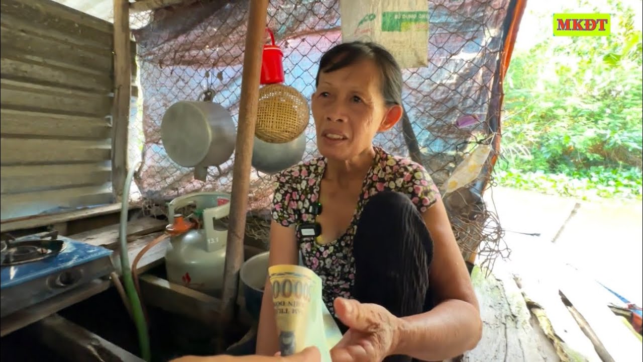 Chê tiền ít trả lại ko nhận còn nói những lời này.Người phụ nữ này khôn hay khờ..?