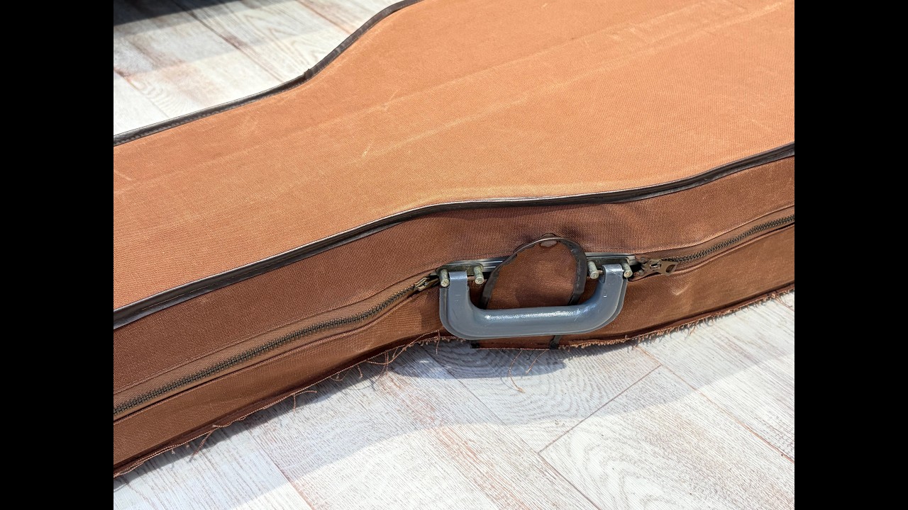 Martin D-18 1972 レアな布製ハードケースカバー&ブルーケース付き