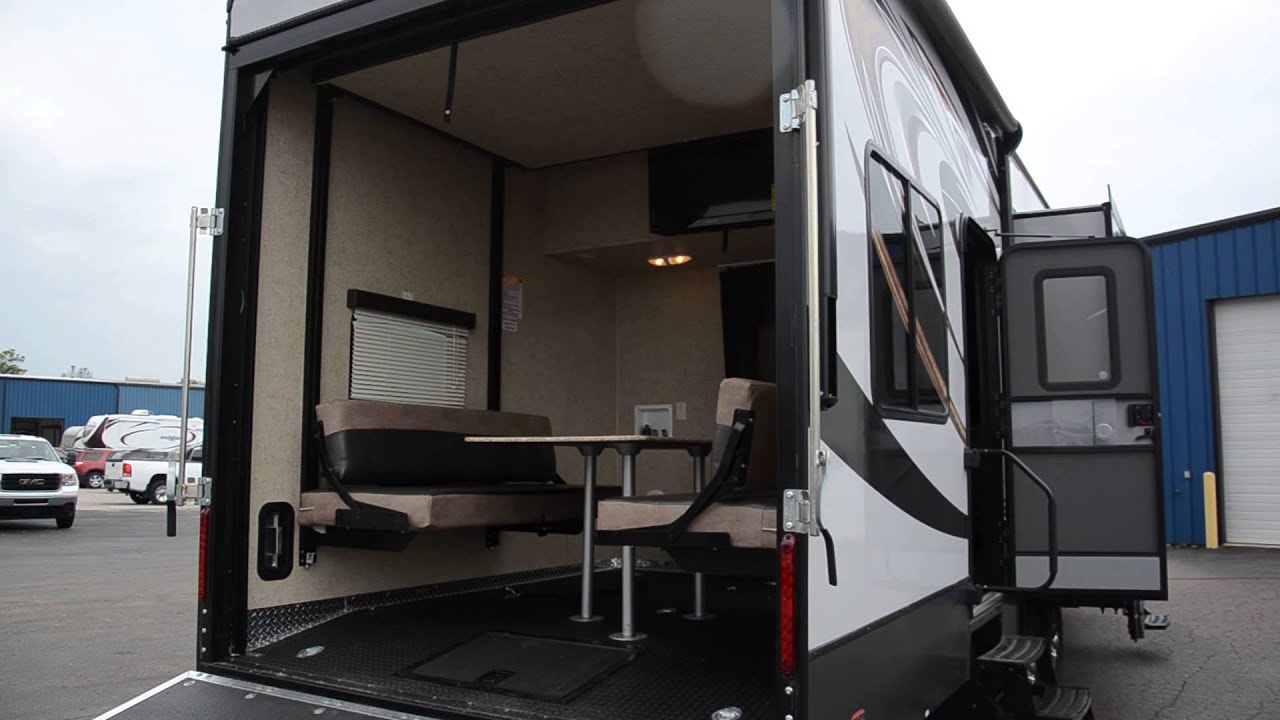 Keystone Cyclone Cyclone Fifth Wheel Toy Hauler (Affordable Keystone XL Pipeline Housing ...