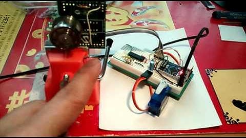 Hard drive motor rotary encoder servo