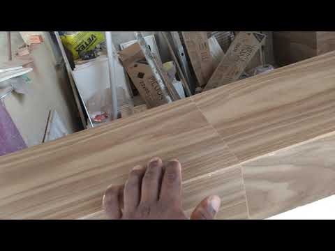 Balcão feito com sobra de porcelanato!