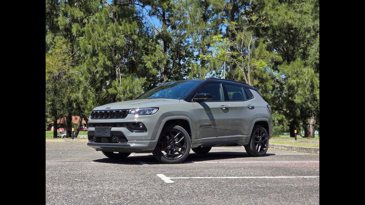 Test Jeep Compass Blackhawk