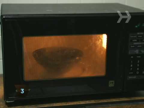 EASIEST Way To Clean Your Microwave 💥 (GENIUS)!! 