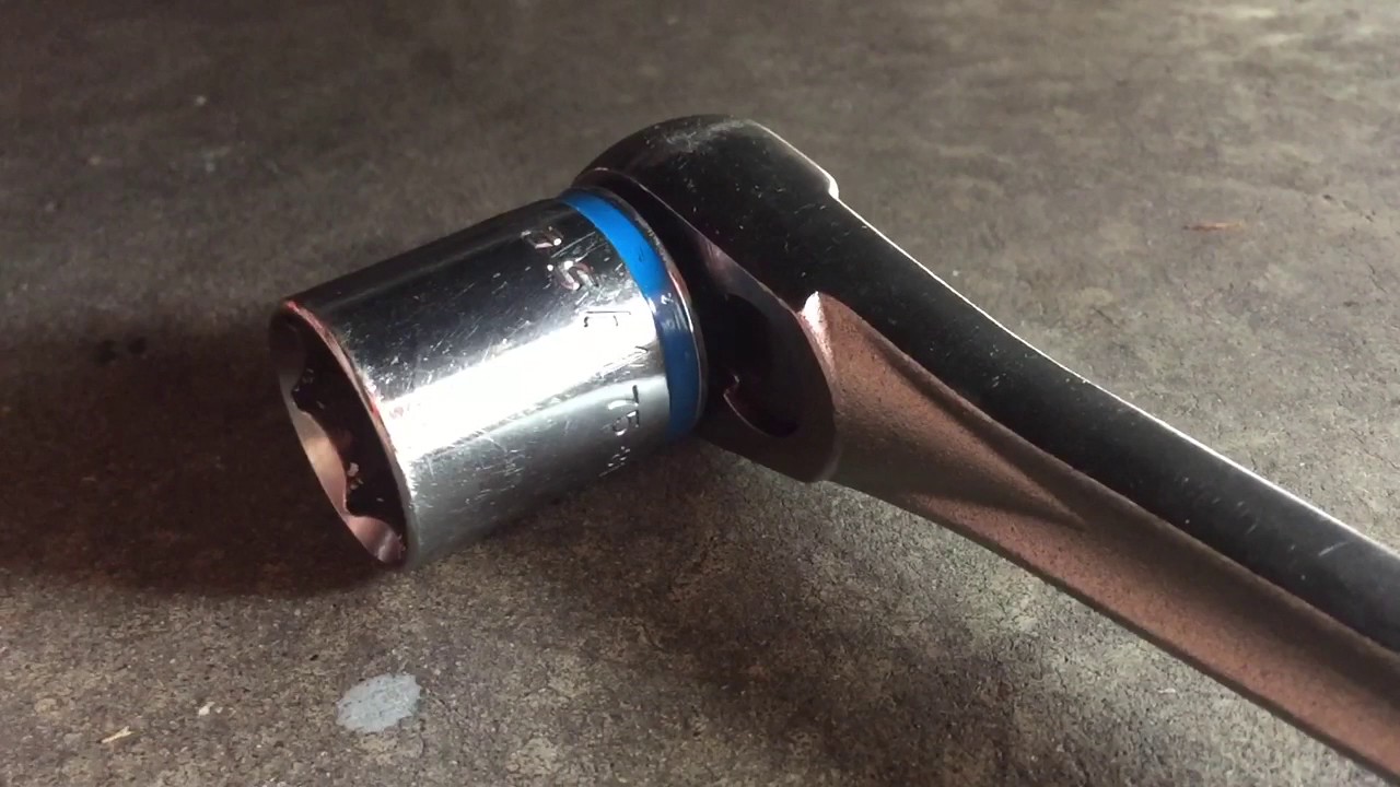 2006 C6 Z06 Oil Change YouTube 2006-c6-z06-oil-change-youtube