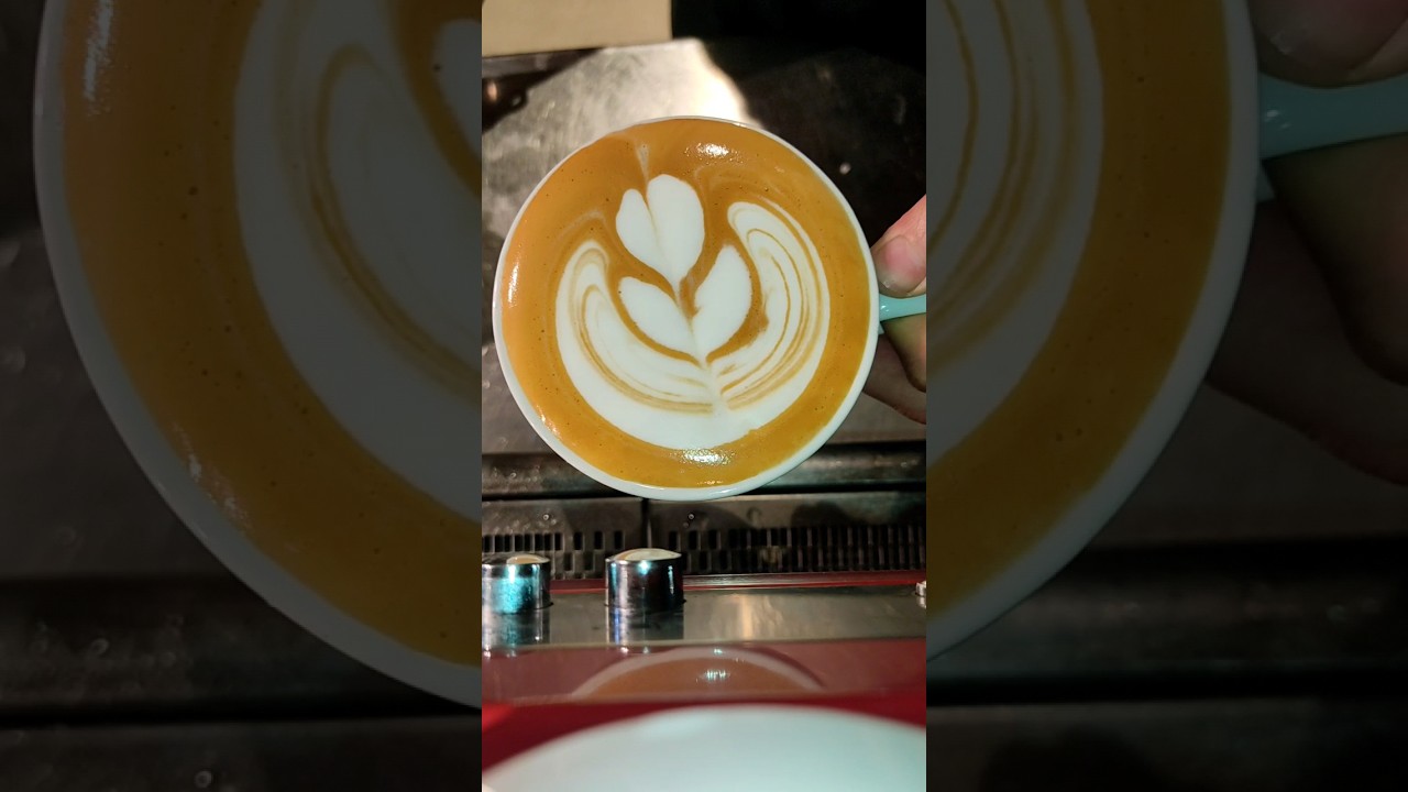 coffee art 🔥#barista #coffee #cappuccino #shorts #art