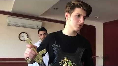 MACBETH ACT 5 SCENE 3