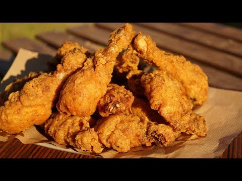 Vidéo: Épatez Vos Invités: Recette D'œufs Farcis Avec Des Peaux De Poulet Frit