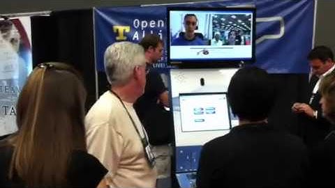 Self storage managers demo INSOMNIAC kiosk at Texas confere
