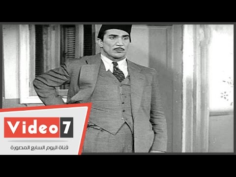 شيخ الملقنين الفنان يوسف وهبى رفع عليا مسدسه وأنا داخل الكمبوشة على المسرح