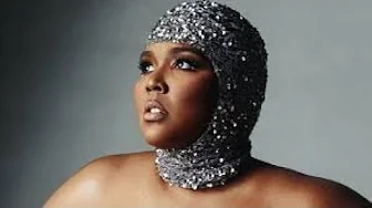 LIZZO Doesn't Have Good Jeans LIZZO Doesn't Have Good Jeans