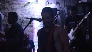 El Piloto Ciego - Attitude (The Misfits) @ Concierto de Ultratumba, Barhaus