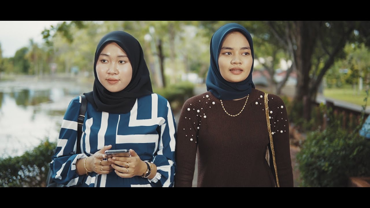 Budak Pickupline Vs Budak Pantun