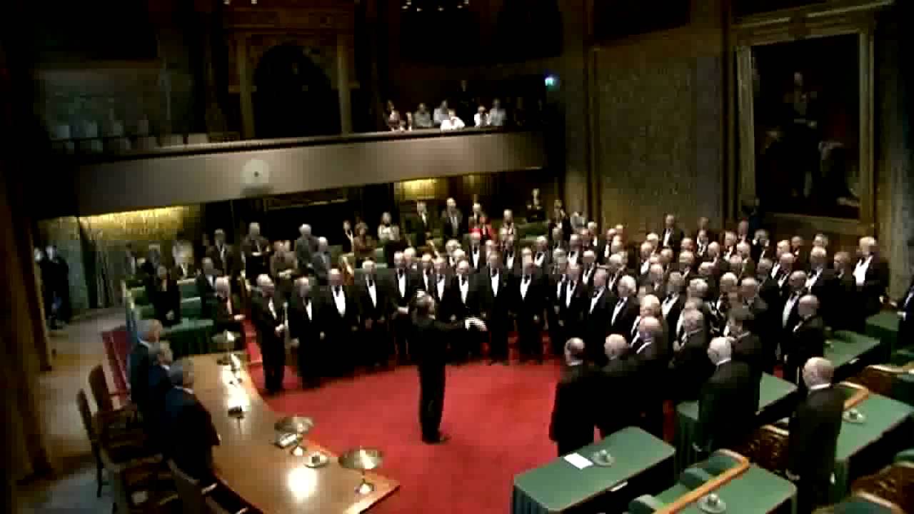 Limburgs Volkslied gezongen in de Eerste Kamer Der Staten Generaal