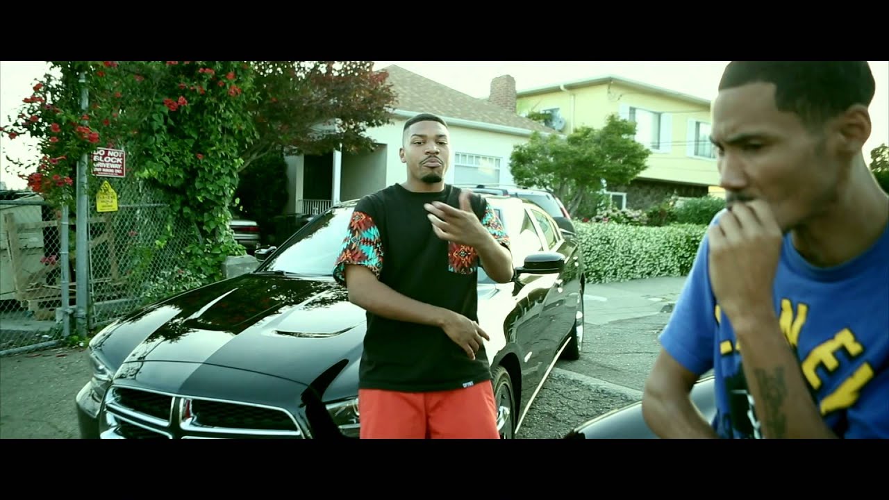 Smoking Dro official video Stubby , Doe Chedda Prod By Cj Tek