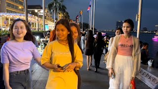 Cambodian Tour 2024 - Walking tour Phnom Penh at Night & Daily Life People