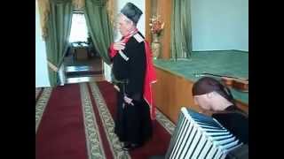 Чечня. Дом престарелых.Праздничный концерт -поют казаки.( из архива терского казака Ф.Савченко) Чечня. Дом престарелых.Праздничный концерт -поют казаки.( из архива терского казака Ф.Савченко)