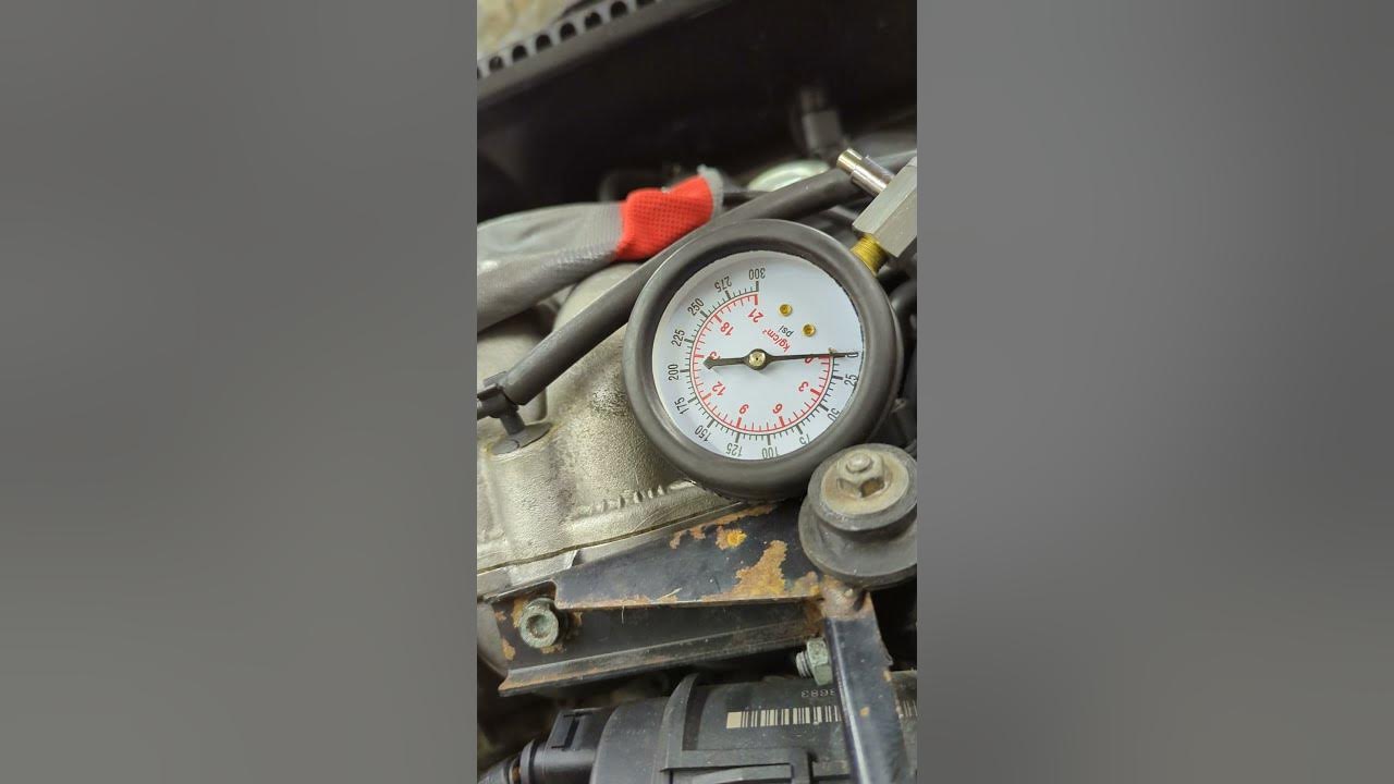 2000 VW Beetle 2.0L P0304 #4 Cylinder compression test - YouTube