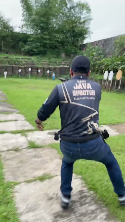 Latihan menembak Plate 20 meter, kaliber 9mm, PERBAKIN KABUPATEN MALANG JAWA TIMUR