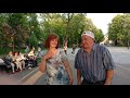 Малины цвет.Танцы в саду Шевченко,Харьков,май 2021.