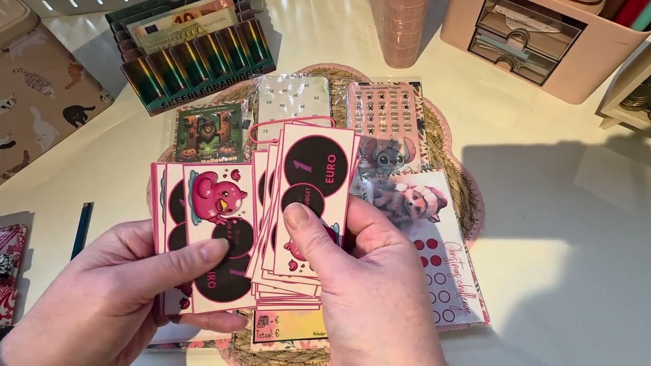 Mini maandag & 100 tiny's/ sneak peak decembermaand / cashstuffing Nederland