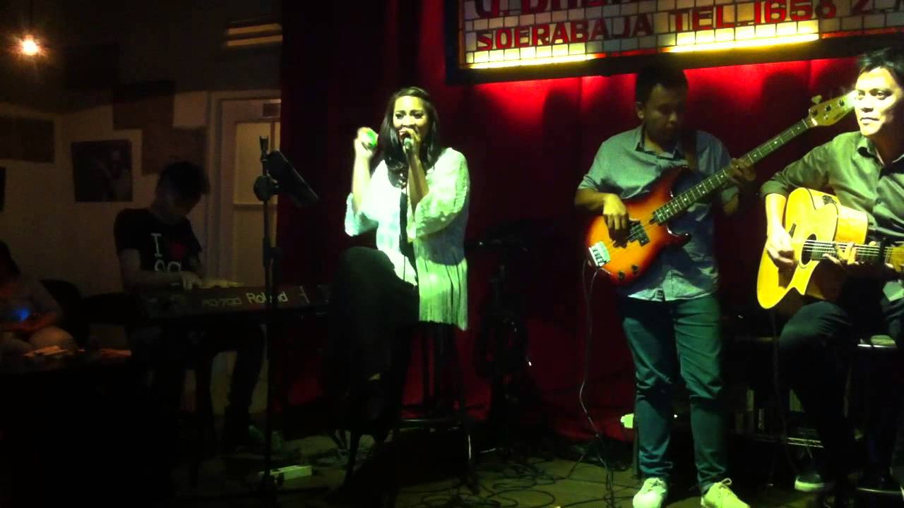 The Fabiolous live @Largo Kemang 15/08/2014 - Ever After by Rasmus