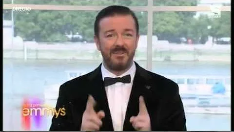 Ricky Gervais interviene con un video pre-registrato agli Emmy Award 2011 (sub ita)