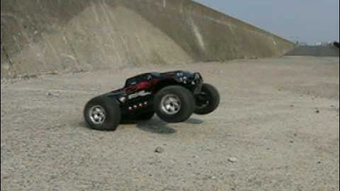 SAVAGE FLUX Standing Backflips