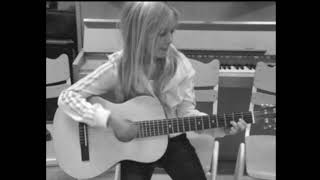 In My Mind - Julia Alfrida 10 Years Old