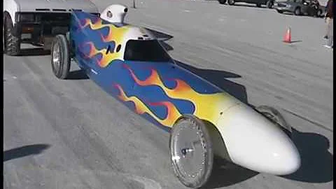 Alan Rice crashes at Bonneville Speedway Oct 2004