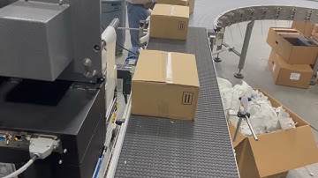 Model 255 TiltTouch™ Print & Apply Labeling 2 Sides of a box w/Leading Front Edge Label