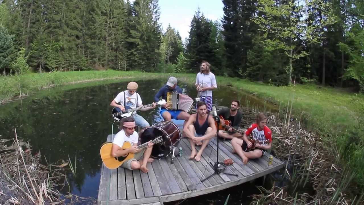 Watch Brothers van Yarns - Garbage Love Machine on YouTube Watch Brothers van Yarns - Garbage Love Machine on YouTube