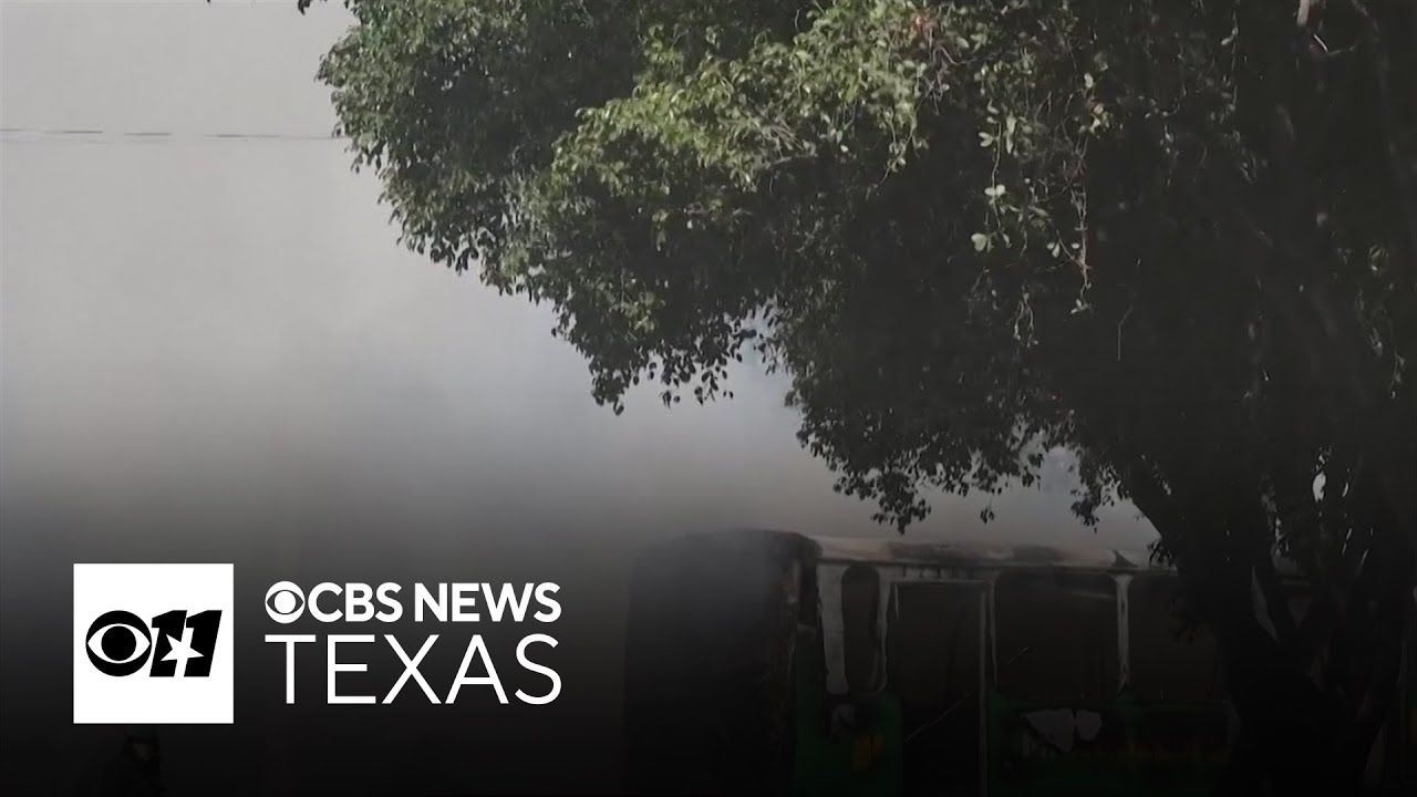 Travelers flee Puerto Vallarta violence as flights canceled amid arson attacks