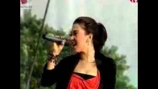 Syahrini - Pusing Setengah Mati.