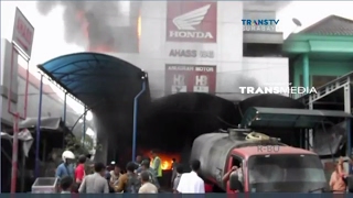 Bengkel Motor Terbakar Hebat