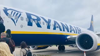 TRIPREPORT | Ryanair (Non-Priority) | Edinburgh to Dublin | Boeing 737 MAX 8 screenshot 5