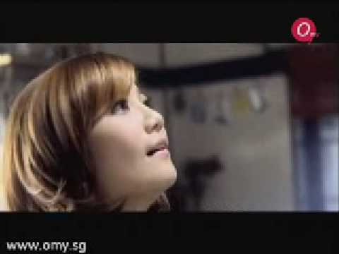 《别再为他流泪》MV