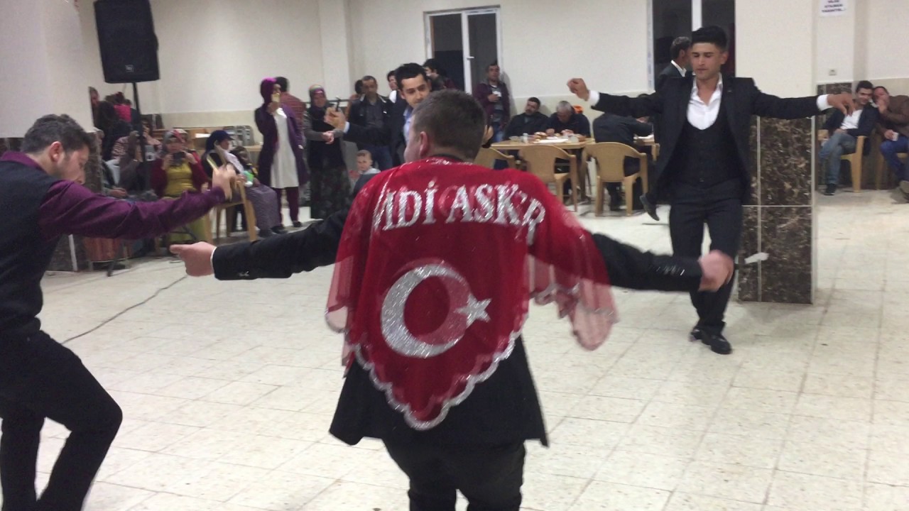 RAMAZAN TAŞKO'NUN ASKER GECESİ