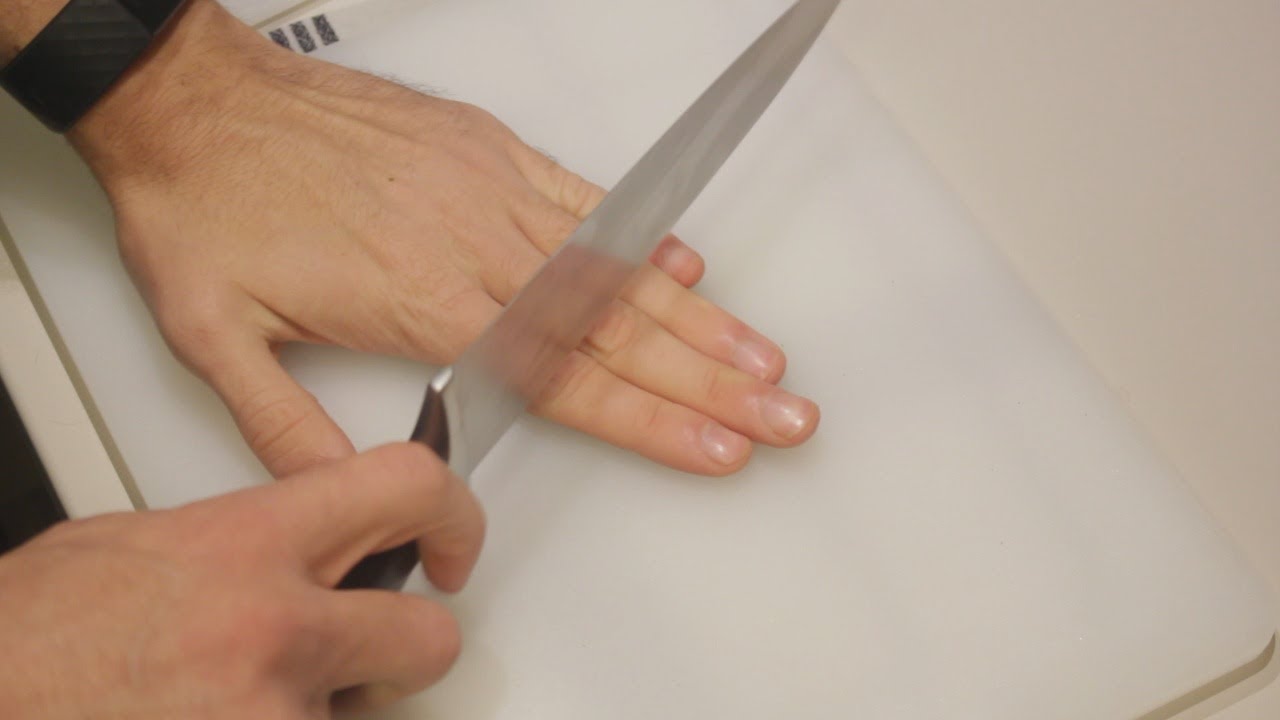 Cooking basics - Cutting - YouTube