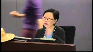 20140620-07 何秀蘭: 官員像錄音機沒有如以往回應議員提問 主席打斷其發言表示已明白 讓下一位發言 [反東北發展]