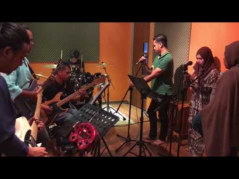 Kristal - Seragam Hitam (Cover)
