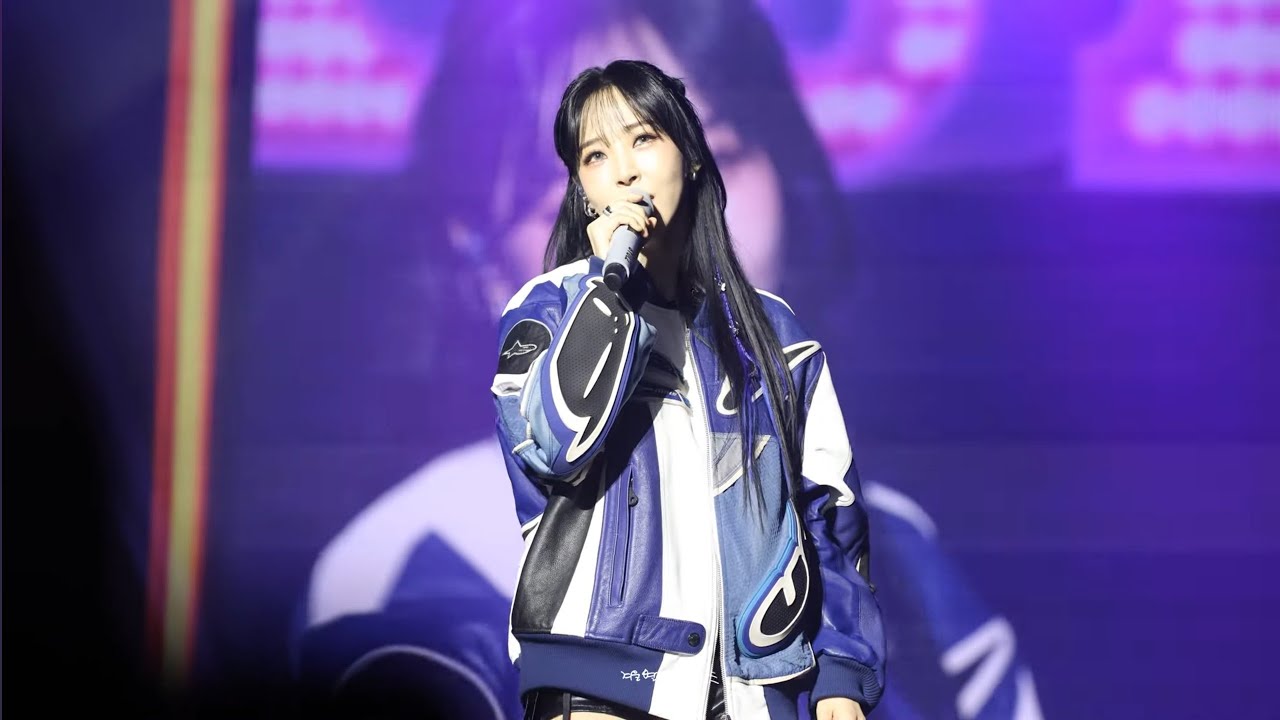 251122 문별 콘서트  Over You + 서툰 이별을 하려해 + 마마무 랩 메들리 + Memories