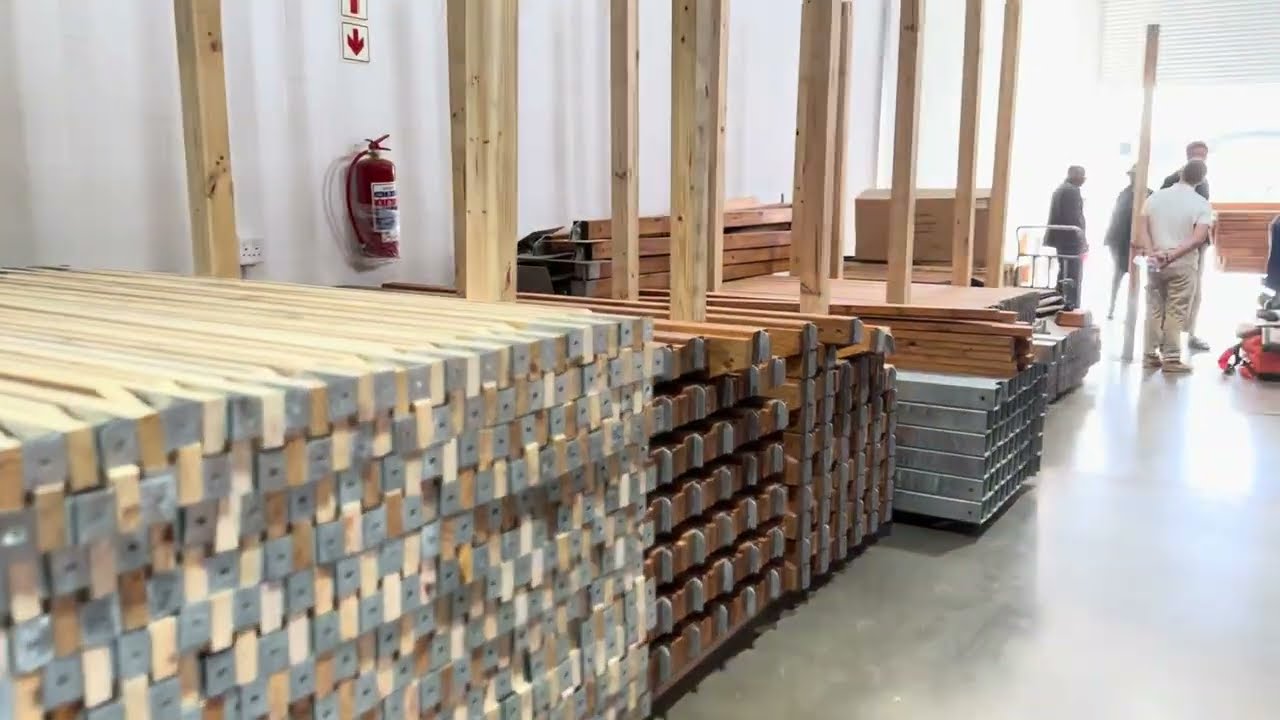 Freeform® Luxury Stretch House | Luxury outdoor hospitality experiences loading... 